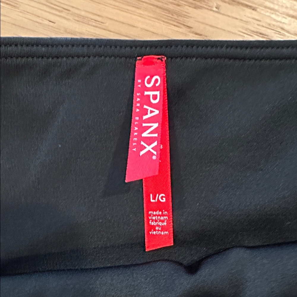 Spanx - Picture 2 of 2
